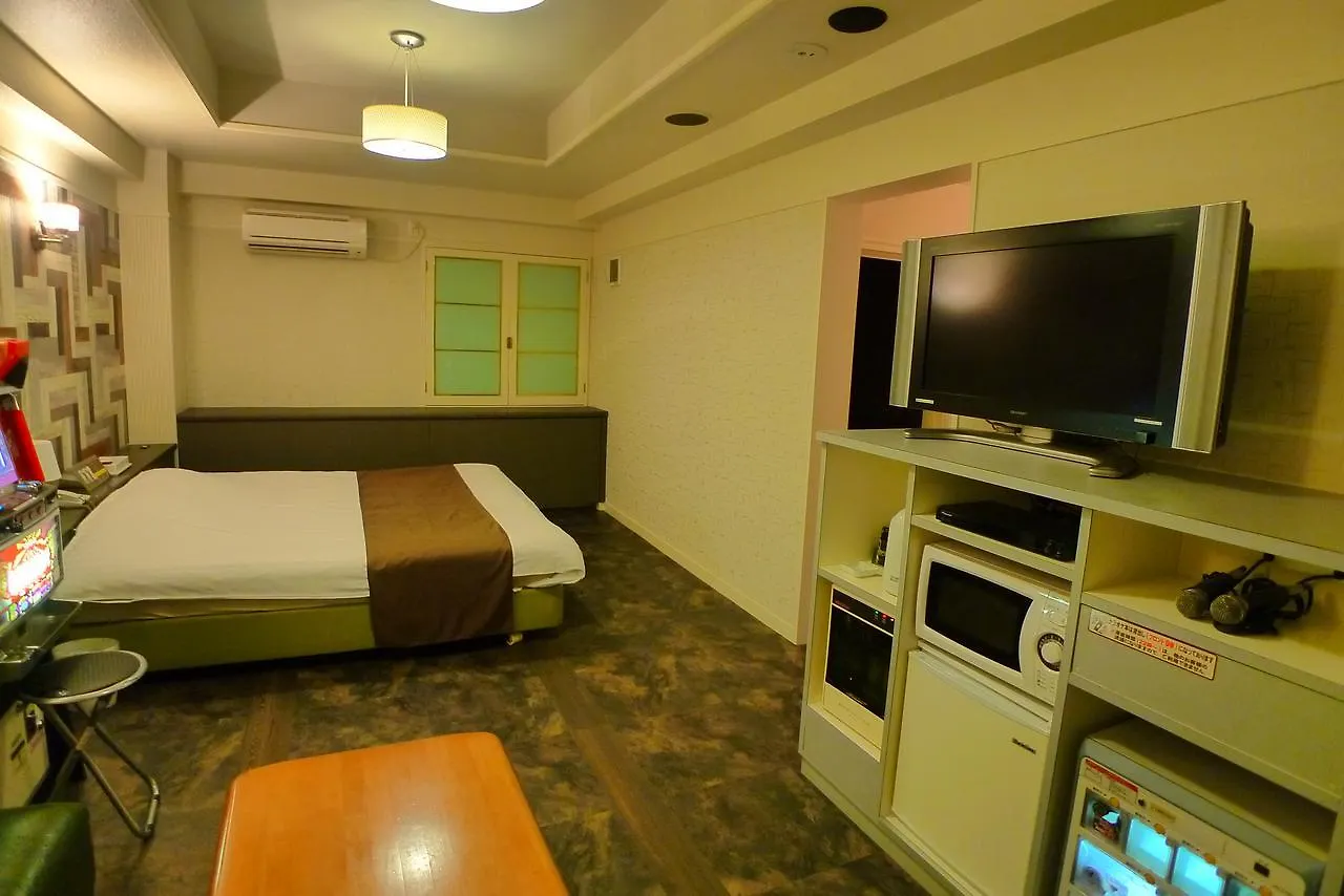 Hotel Golf III Atsugi (Adults Only) Liefdeshotel